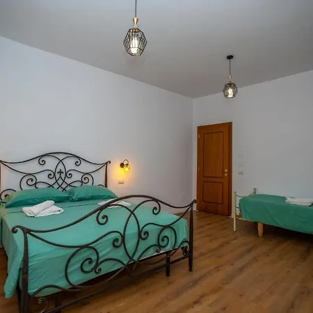 Veni I Gjyshit Hotel 4*