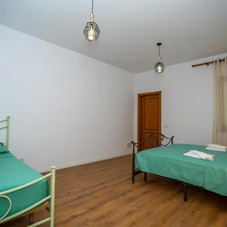 Hotel Veni I Gjyshit Nderlysaj