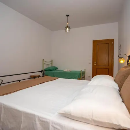 Veni I Gjyshit Hotel 4*