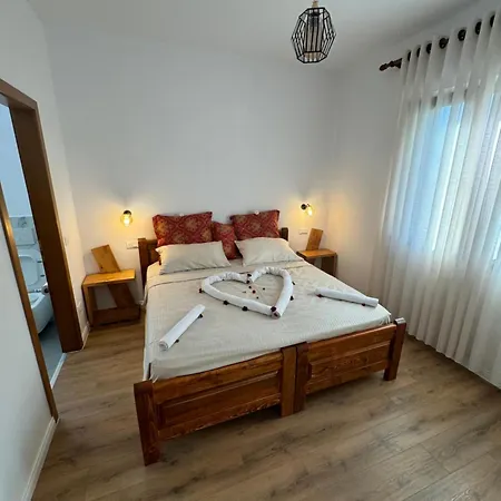 Hotel Veni I Gjyshit Nderlysaj